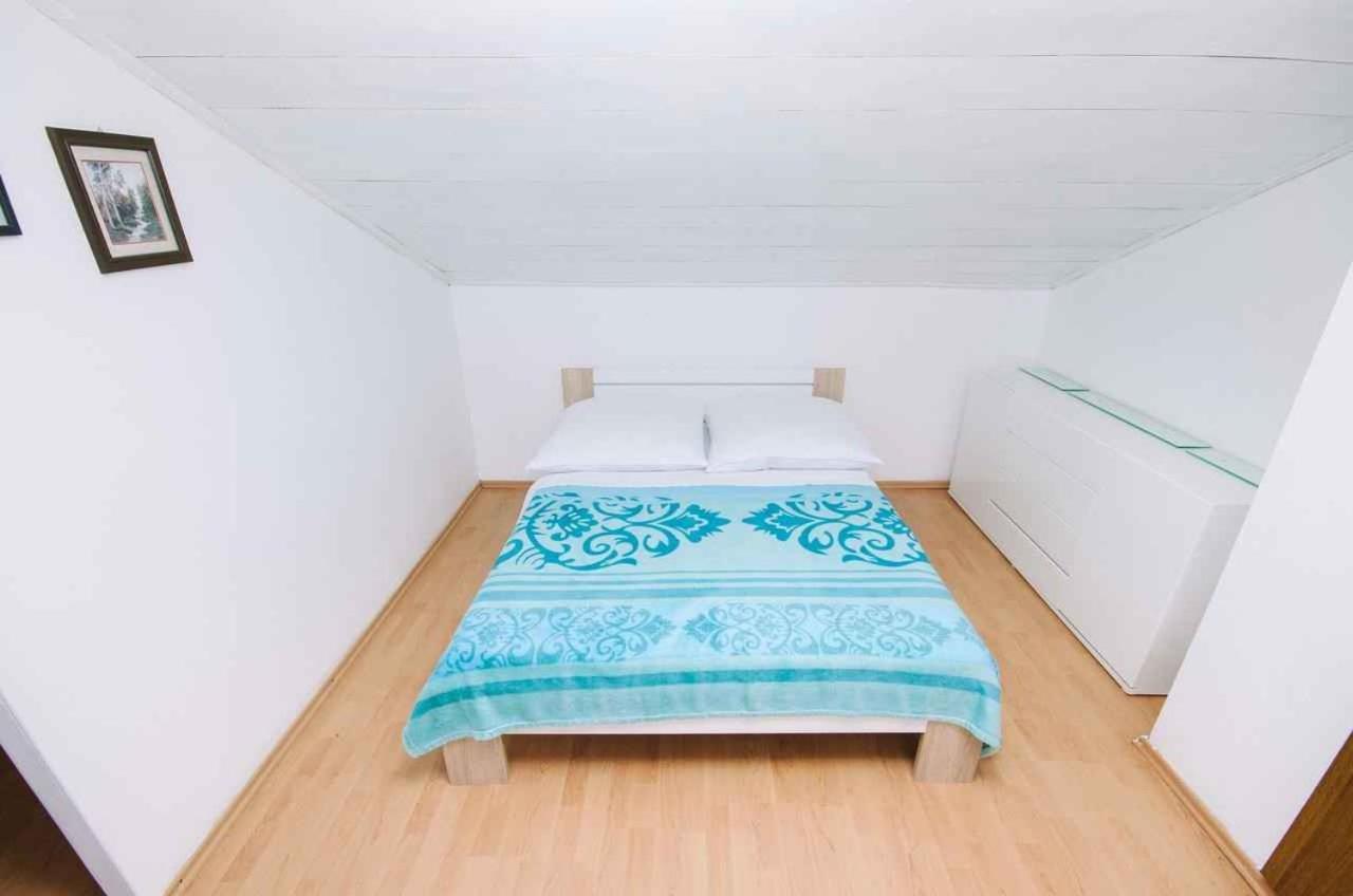 Apartment In Crikvenica 39210 エクステリア 写真