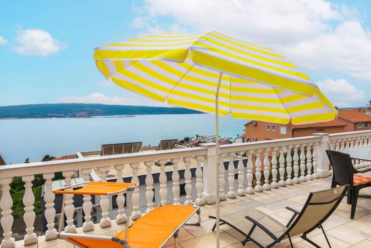 Apartment In Crikvenica 39210 エクステリア 写真