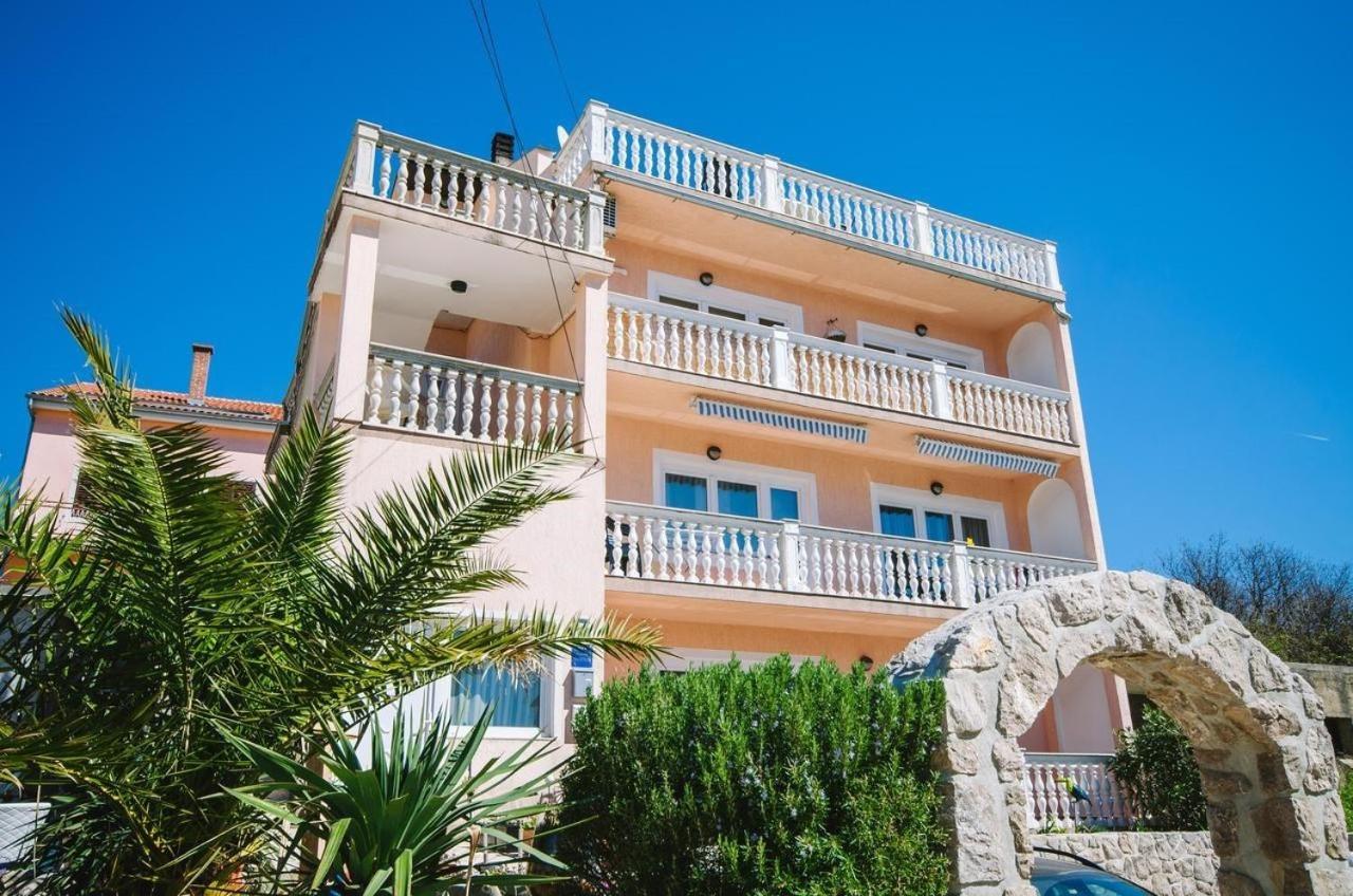 Apartment In Crikvenica 39210 エクステリア 写真